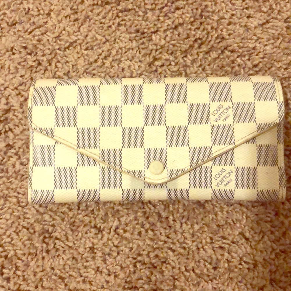 LV Josephine Wallet